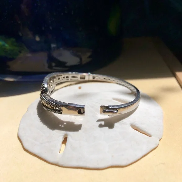 Sterling Andalusite and Black Spinel Clip On Bangle - Picture 8 of 12